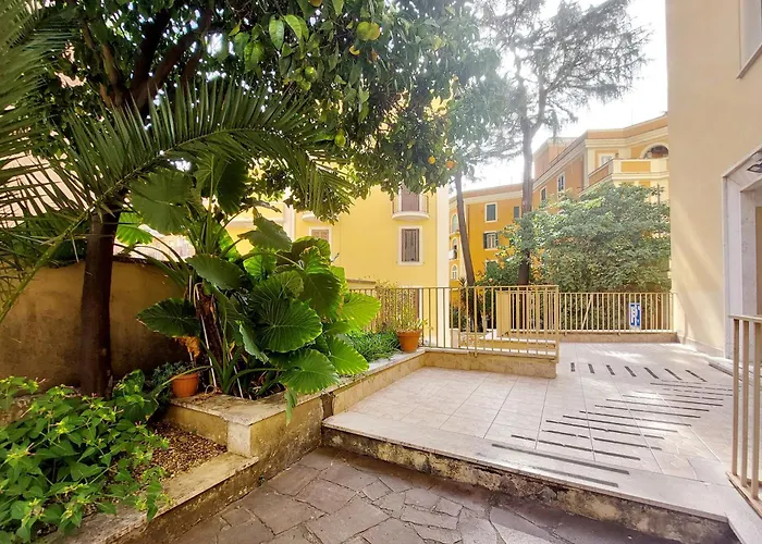 - Steps From Tiburtina Station By Hostand דירה רומא